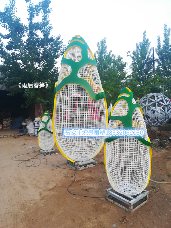 不锈钢春笋雕塑