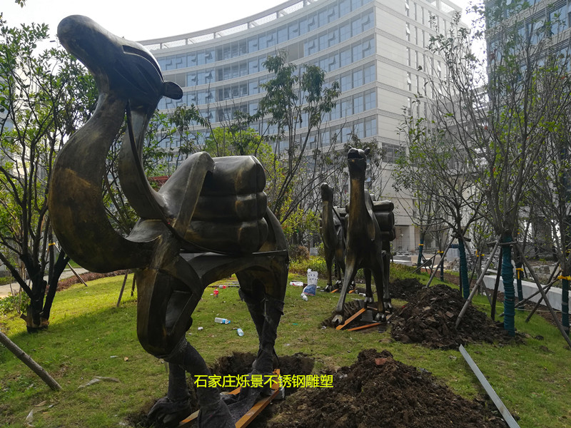 铸铜骆驼雕塑，一带一路骆驼雕塑，湖北雕塑