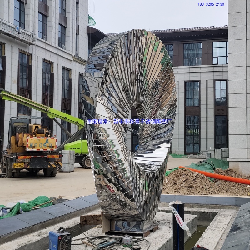 桂林景區(qū)不銹鋼圓環(huán)雕塑制作案例-新樂市爍景不銹鋼雕塑廠 桂林景區(qū)不銹鋼圓環(huán)雕塑制作案例-新樂市爍景不銹鋼雕塑廠